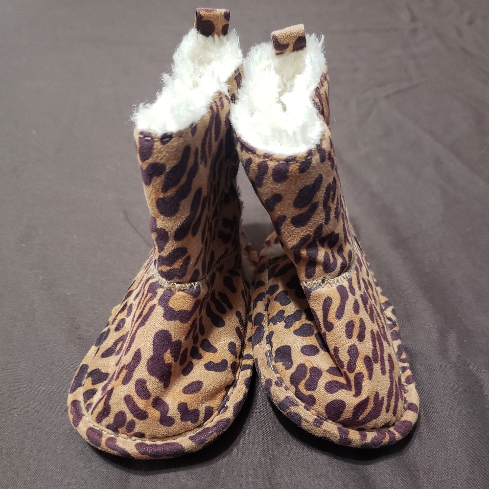 Cheetah Print Booties Faux Fur Lined Suede Side Velcro Closure Joe Fresh Size 3